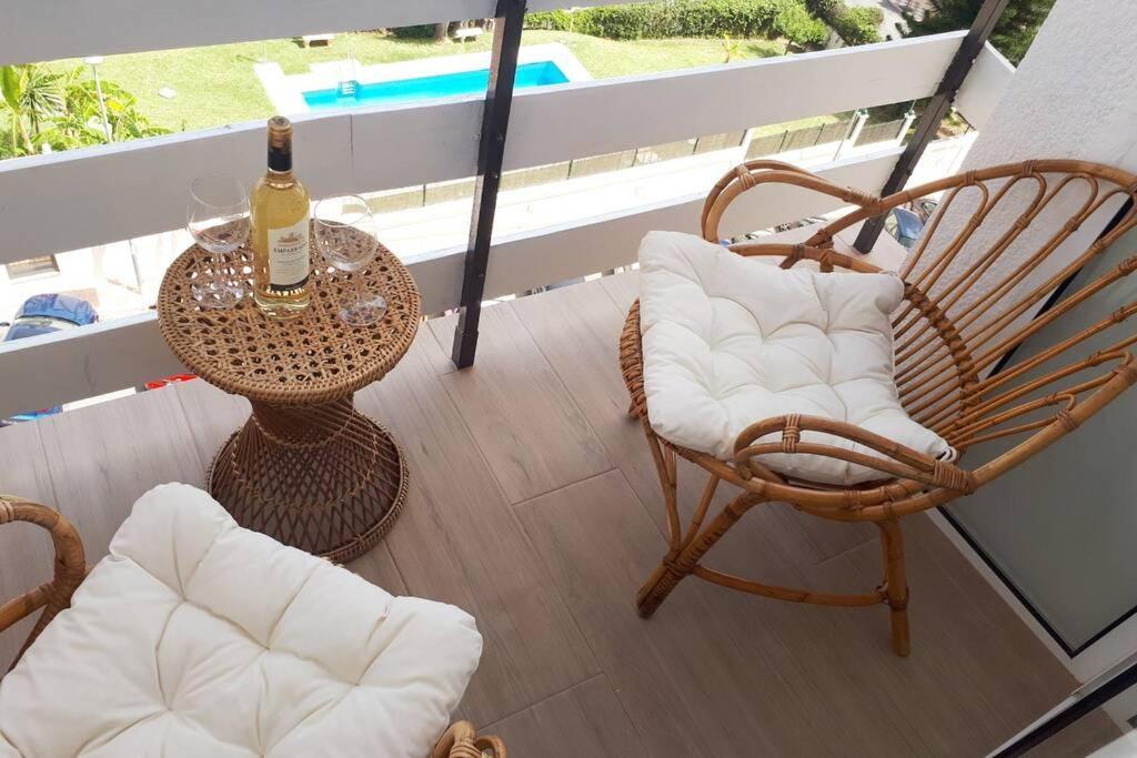 Modern Studio Near Beach. Sea, Pool And Wi-Fi Benalmadena Bagian luar foto